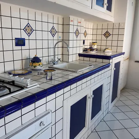 La Casa Bianca * ماراتييا